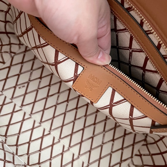 ❌SOLD❌NWT MCM Toni Visetos Coated Canvas Shopper Tote Bag - Picture 9 of 16